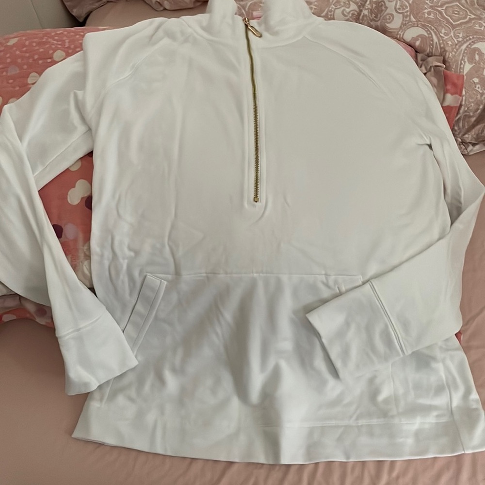 Lilly Pulitzer white popover